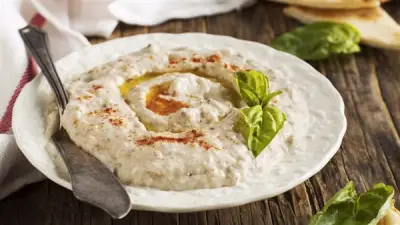 طريقة عمل بابا غنوج: مذاق مدخن مميز وقيمة غذائية عالية في خطوات بسيطة