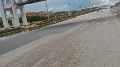 أمطار غزيرة وعواصف تضرب مطروح وتشل الحركة في شوارعها الرئيسية