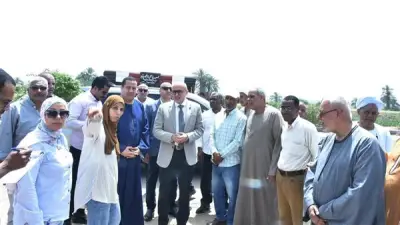 محافظ الأقصر يتفقد مشروعات الطرق والكباري بالطود لتحسين الخدمات والمرور