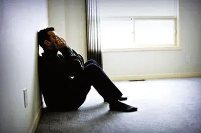 البكاء ليس دليلاً على الضعف: دراسة علمية تكشف فوائده النفسية والجسدية