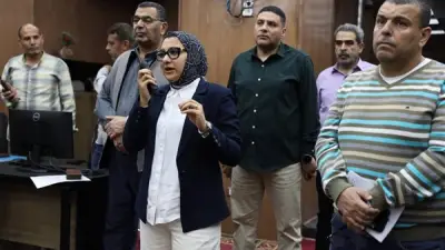 محافظ الوادي الجديد يرفع الجاهزية لمواجهة الطقس السيئ والأتربة المثارة