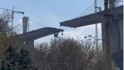 غارات أمريكية إسرائيلية تستهدف أطول جسر في الشرق الأوسط بإيران وتخلف قتلى