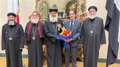 سفير مصر في روما يستقبل وفد الكنيسة المصرية للتهنئة بعيد الفطر