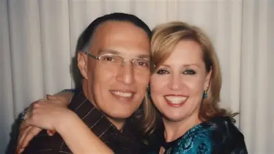 ابنة شقيقة صباح تستغيث لتجديد إقامتها وإنقاذ زوجها من مرض السرطان