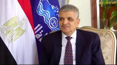 نادي القناة يهدي إنجاز التأهل للدوري الممتاز للفريق أسامة ربيع رئيس هيئة قناة السويس