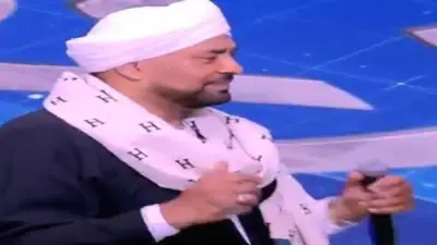 حجازي متقال يرفض الغناء خلف الرقاصات: 