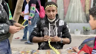 ورشة مفتوحة في أحد السعف: شوارع مسرّة بشبرا تزهر بالنخيل والبهجة (صور)