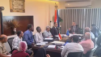 محافظ أسوان يكلف نائبه بمتابعة ملف تقنين أراضي الدولة لتحقيق الاستقرار الأسري والتنمية