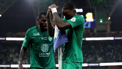 توني يرفع راية التحدي مع الأهلي رغم ابتعاد النصر في سباق دوري روشن السعودي