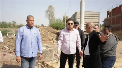 محافظ القليوبية يوجه بتطهير مصرف مرصفا - سندنهور بعد تراكم القمامة