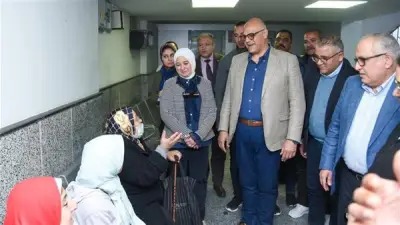 محافظ الإسكندرية يتفقد مستشفيي عبدالناصر وطلبة سبورتنج لضمان كفاءة الأجهزة الطبية