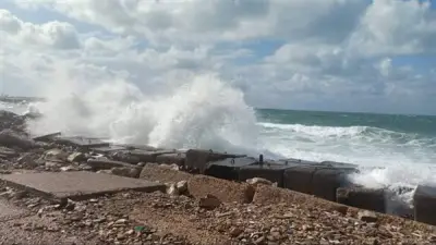 تحذير من هيئة الأرصاد: اضطراب ملاحة البحر الأحمر وخليجي السويس والعقبة بسبب ارتفاع الأمواج