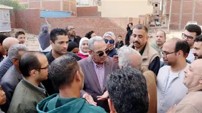 محافظ الإسماعيلية يوجه برفع مستوى الخدمات العامة في حي العبور استجابة لشكاوى المواطنين