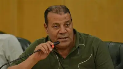 عصام كامل يحذر من حروب المعلومات المضللة ويؤكد على مستقبل الصحافة التحليلية