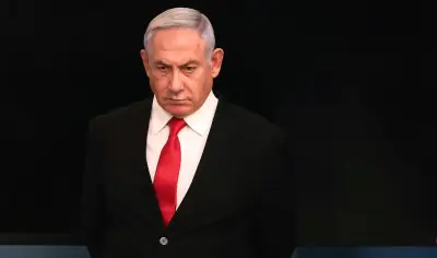 نتنياهو يهدد النظام الإيراني بالقضاء عليه وتدمير عشرات الطائرات والمروحيات