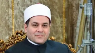 الأوقاف تتخذ إجراءات عاجلة ضد الإمام مظهر شاهين بعد ظهوره الإعلامي المثير للجدل