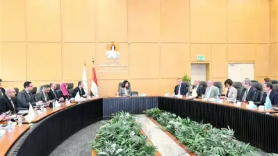 وزيرة الإسكان تتابع خطط التسويق وتعزيز مبيعات مشروعات المدن الجديدة