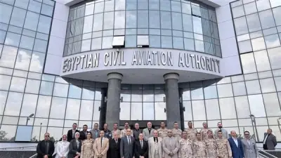 سلطة الطيران المدني تستقبل وفد أكاديمية ناصر العسكرية لزيارة مركز إدارة الأزمات