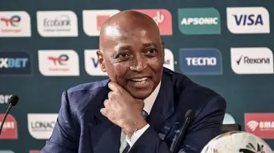 تحرّك مفاجئ من الكاف: رئيس الاتحاد يزور السنغال لاحتواء أزمة لقب كأس الأمم الأفريقية