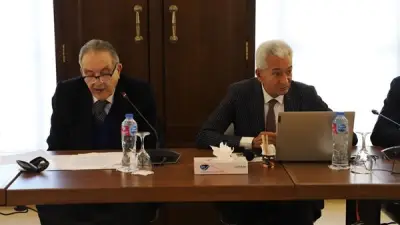 غرفة الإسكندرية تبحث مع جامعة شرق لندن تعزيز التعاون في تكنولوجيا المعلومات والاستثمار