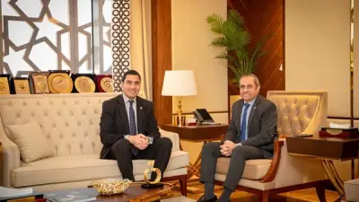 وزير الشباب والرياضة يلتقي رئيس شركة العاصمة الإدارية لتعزيز التعاون في المجال الرياضي