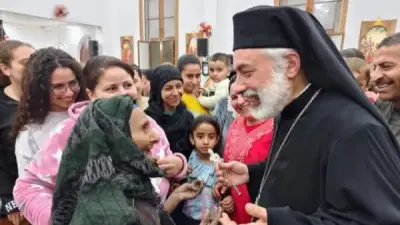 الأنبا باسيليوس يترأس صلاة ليلة خميس العهد في كنيسة السيدة العذراء بنزلة غطاس