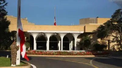 الرئاسة اللبنانية تندد بشدة وتنكس الأعلام حداداً على شهداء الاعتداءات الإسرائيلية