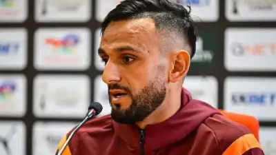 الكاف يوقف مدافع نهضة بركان حمزة الموساوي عامين بسبب تعاطي المنشطات