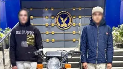 حبس متهمين حاولا سرقة حقيبة على الطريق الدائري بالجيزة بعد تداول فيديو على السوشيال ميديا