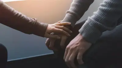 الخط الساخن لعلاج الإدمان: خدمات مجانية وسرية على مدار الساعة