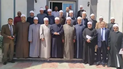 رئيس منطقة الإسماعيلية الأزهرية يشارك في اجتماع تطوير التعليم بالغردقة