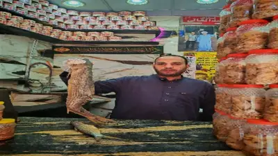 سر الصنعة الموروثة منذ قرن.. الفسيخ يتوج موائد شم النسيم في أسوان