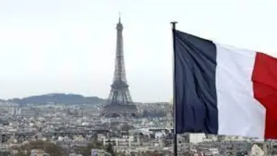 إسرائيل تستبعد فرنسا من مفاوضات وقف إطلاق النار مع لبنان بسبب مواقفها