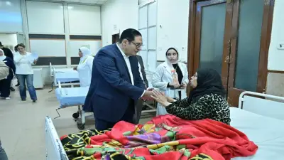 رئيس جامعة القاهرة يتفقد المرضى بعد حريق محدود بمستشفى قصر العيني ويؤكد استقرار الأوضاع