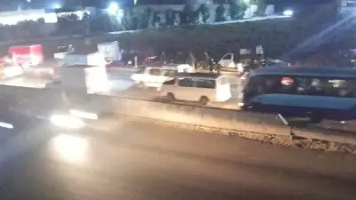 حادث انقلاب دراجة نارية بطريق مصر الإسكندرية الزراعي يوقع شابين مصابين في القليوبية