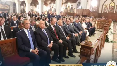 وزير المجالس النيابية يشارك في قداس عيد القيامة بالكاتدرائية المرقسية