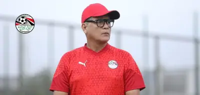 أوسكار رويز: محمود وفا لن يدير مباريات الأهلي هذا الموسم