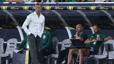 وقت رينارد انتهى.. السعودية تستعد لتعيين مدرب جديد من دوري روشن