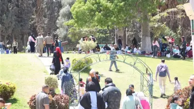 احتفالات شم النسيم تزدهر في الحدائق العامة.. والحشود تتدفق على الحديقة الدولية