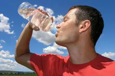 نصائح ذهبية لحماية نفسك من الإجهاد وضربة الشمس خلال فصل الصيف