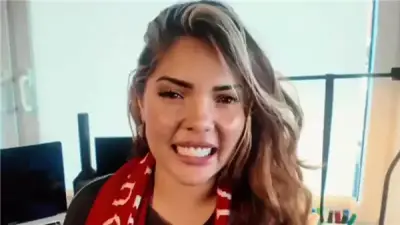 بعد هجومها على سلوت.. مشجعة ليفربول الشهيرة توجّه رسالة مؤثرة لمحمد صلاح والجماهير المصرية