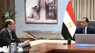 رئيس الوزراء يستعرض مع وزير المالية نتائج اجتماعات صندوق النقد الدولي في واشنطن