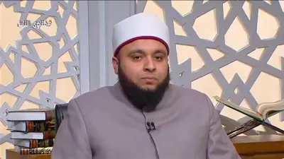 دار الإفتاء المصرية توضح حكم عدم إزالة الشعر الزائد وأثره على الصلاة والصيام