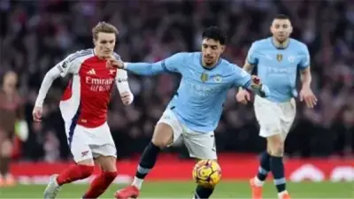 قمة الدوري الإنجليزي: مانشستر سيتي يستضيف أرسنال في مواجهة مصيرية لتحديد اللقب