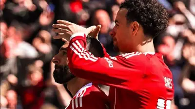 جماهير ليفربول تمنح محمد صلاح مكافأة خاصة بعد تألقه في ديربي الميرسيسايد