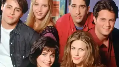 نجوم Friends يحصدون 20 مليون دولار سنويًا بعد 20 عامًا من نهاية المسلسل