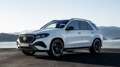 كشف النقاب عن مرسيدس GLE موديل 2027: فخامة وتقنية متطورة في عالم سيارات SUV