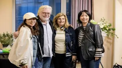 حسين فهمي بطل للفيلم الصيني The Story I Found In China.. صور