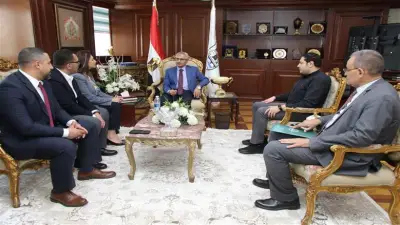 محافظ بني سويف يبحث تخصيص مدرسة فنية لتطويرها ضمن منظومة «WE» التكنولوجية