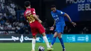 الهلال يفوز على ضمك 1-0 ويواصل مطاردة النصر في الدوري السعودي